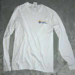 Long sleeve white tee